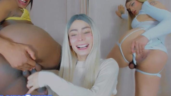 Shemale Enjoys Sucking Cock Her Two Mate&#;s Cock