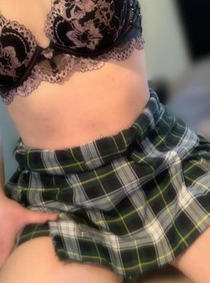 いたずらな女子高生