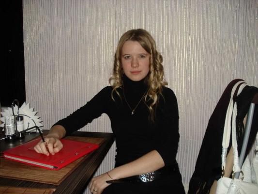 ロシア人人妻ヤナ・ハリトノワ