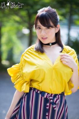 Soft voluptuous JAV babe Natsuko Mishima