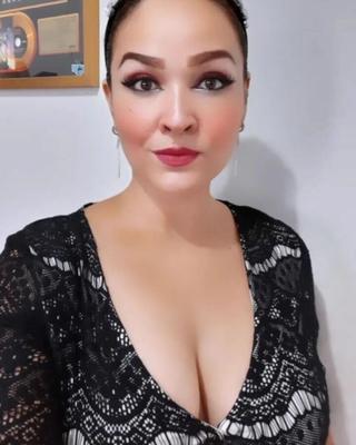 --------------Hot Sexy Mature Mexican----------------