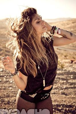 Krewella (duo de DJ américains)