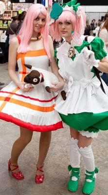 パンストを履いたコスプレ女