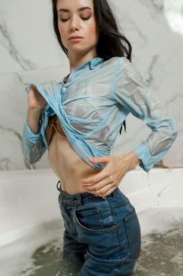 Sexi wetlook model (Nadya)