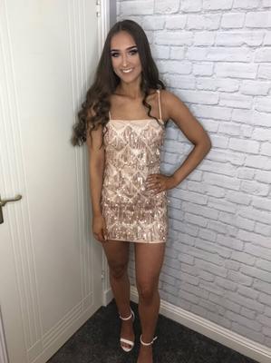Beth Sexy UK Slut y sus compañeros