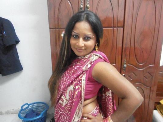 Indian Whores In Sarees