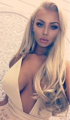 Dick visages amicaux pour Bukkake