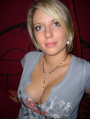 UN NOUVEL ENSEMBLE DE PHOTOS DE SEINS CERTAINES NUES CERTAINES COUVERTES !!