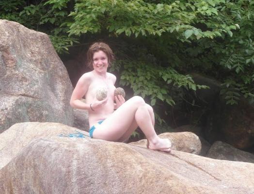 Lizzie from York and Sheffield UK