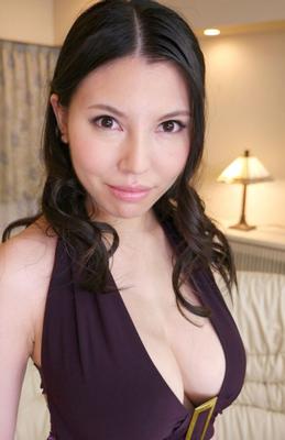 東京出身の日本人女性 -