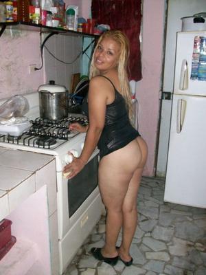 Deysi mexicain HotWife