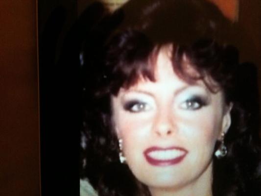 Stunning mature vicki Michelle