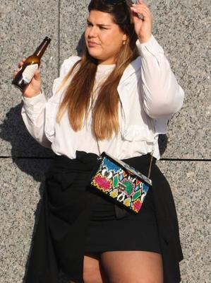 Sexy chubby women  (Curvy Girls Candids BBW)