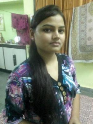 Teen Masala Selfie