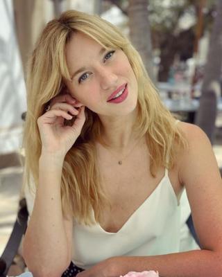 ヤエル・グロブグラス / フランスの女優
