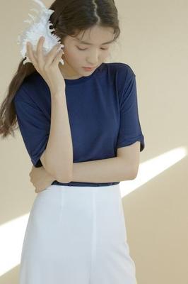 Actriz coreana con cara de muñeca Kim Tae Ri