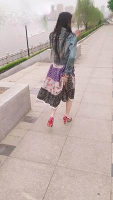 Fille chinoise exhibant en public