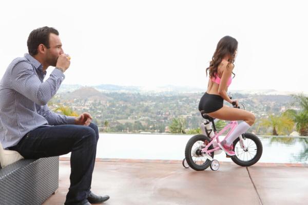 Vina Sky - Workout Fuck