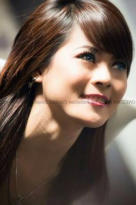 Mulan Lee IGO ABG Cewek Modèle Bugil HOT Indo indonésien part.1