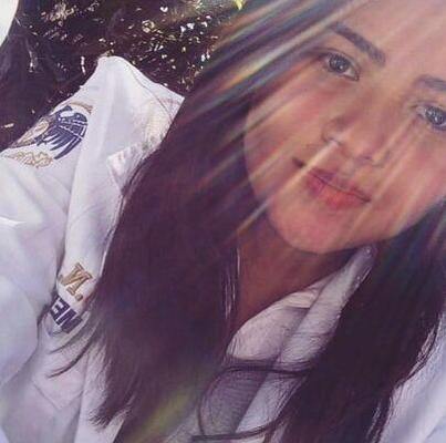 Estudiante de medicina cachonda