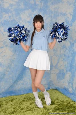 鵜久森ほの - ピンクのパンティーチアリーダーショー