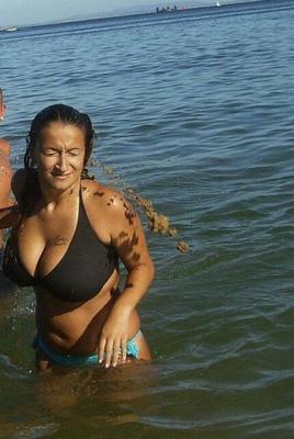 Huge tits teen ment,tribute,fake,caption