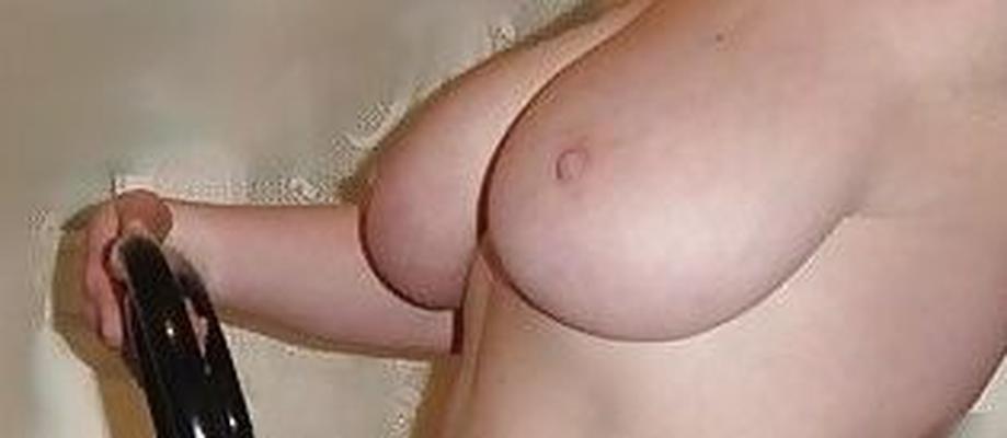 Mis grandes tetas / Mes gros seins