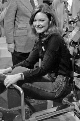 Jane Curtin
