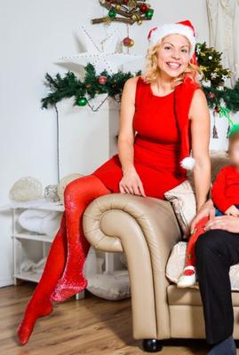 Salope russe en collants de Noël