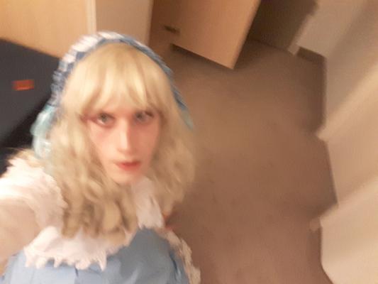 Ahhh, ce gode est parfait, dit Boucle d'Or Gothic Lolita