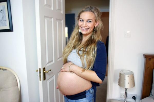 Femme enceinte super chaude et très mûre !