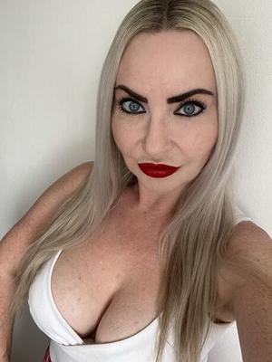 Jessica Sexy Royaume-Uni MILF Salope