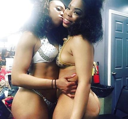 I LIKE GIRLS WHO LIKE GIRLS