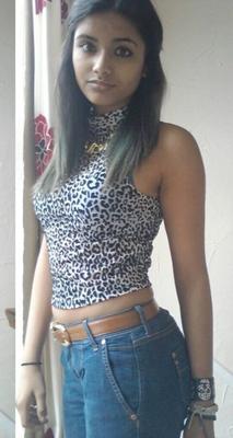 Ado indienne super chaude