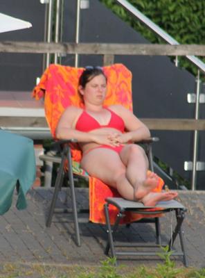 Chica gordita en bikini!!!