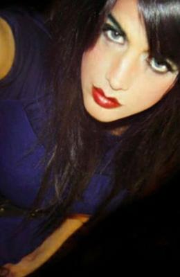 a brunette