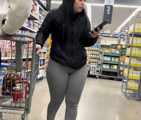 Random candid 79 Latina's