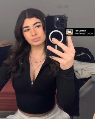 Arabische und braune Teenager aus Australien