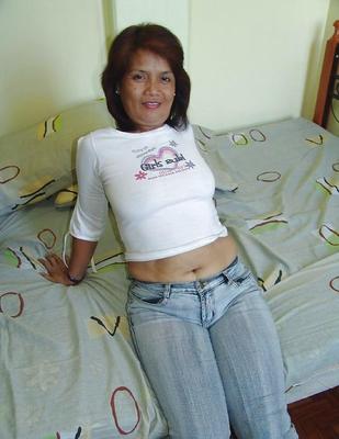 Tia Madura Latina Deseando coger
