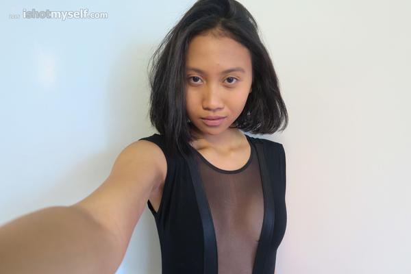 Angelina amateur asiatique indonésienne auto-shot