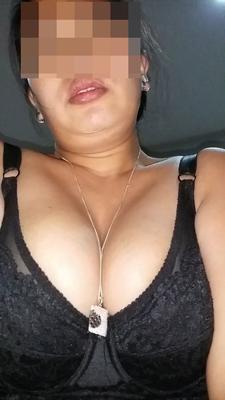 SG Malaiische stillende Ehefrau