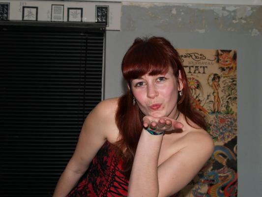 Rousse Webslut Goth Legend Pt. Incomplet !