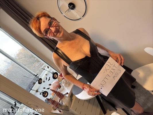 Reife Dame Natalia à Essen pour Realsex