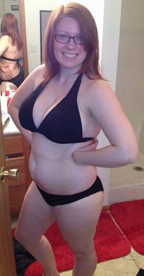 Mollige rothaarige MILF