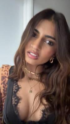 Kavya Indiens vaut une baise