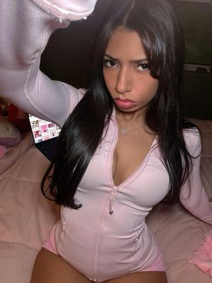 Nadya ébène déesse russe