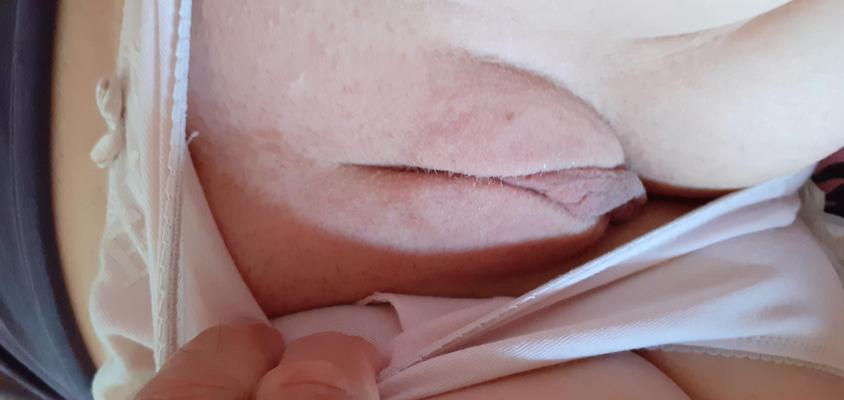 Ma chatte rasée rousse