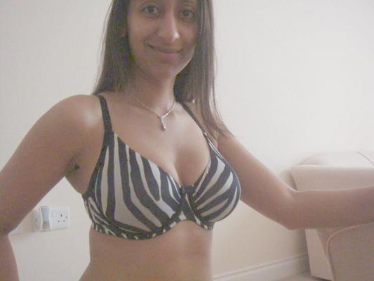 Schlichtes aber sexy indischer Amateur