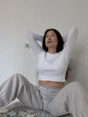 yo Asian MILF Rose