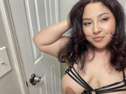 Beautiful Latinas 
